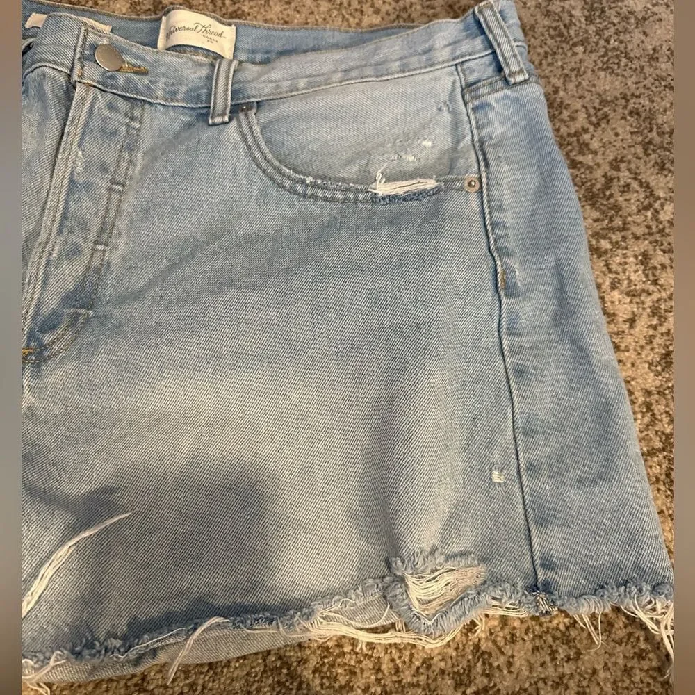 Universal Thread Mid Rise 90’s Baggy Jean Shorts 14